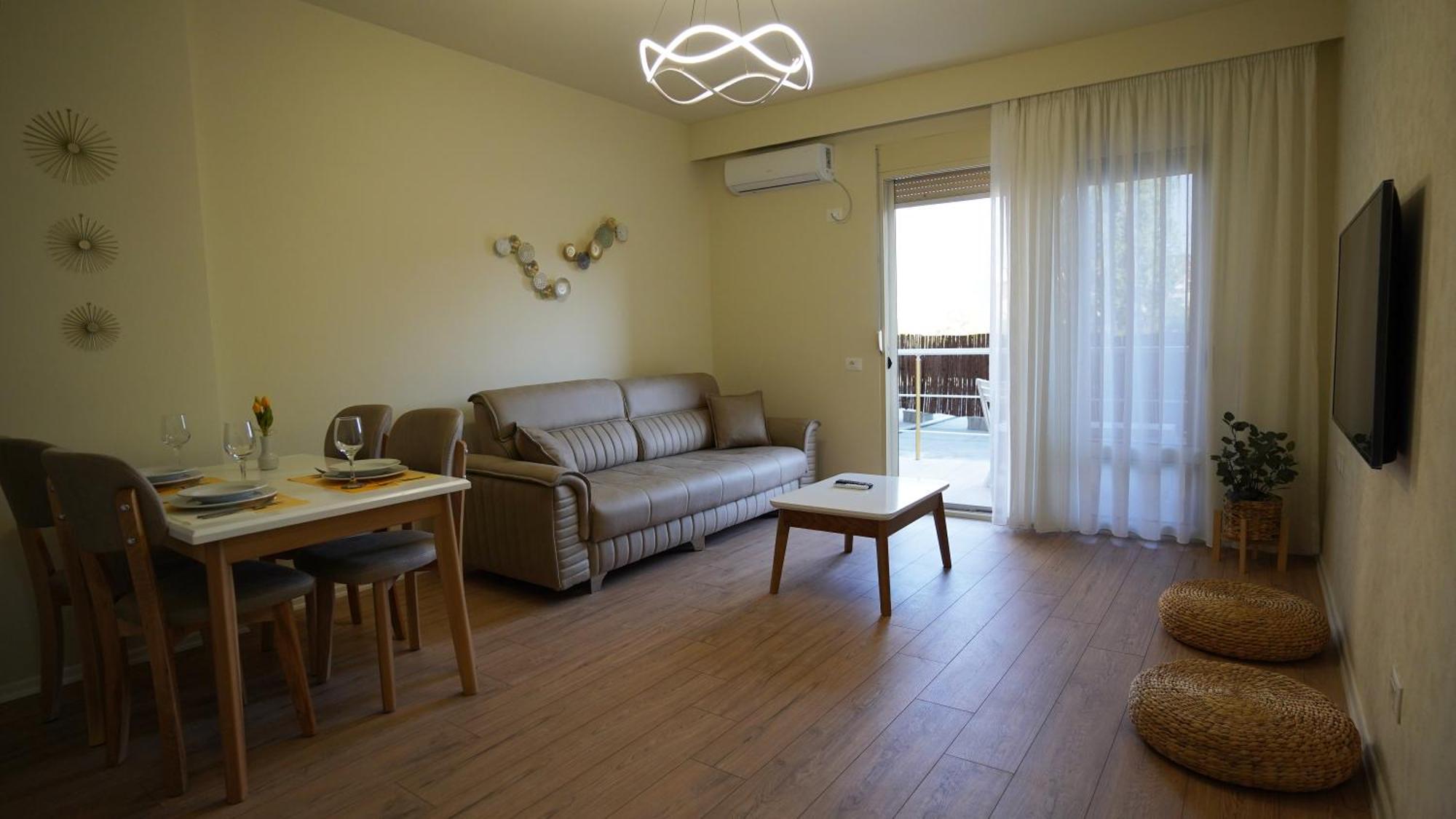 Margen Apartments - Tirana City Center Esterno foto