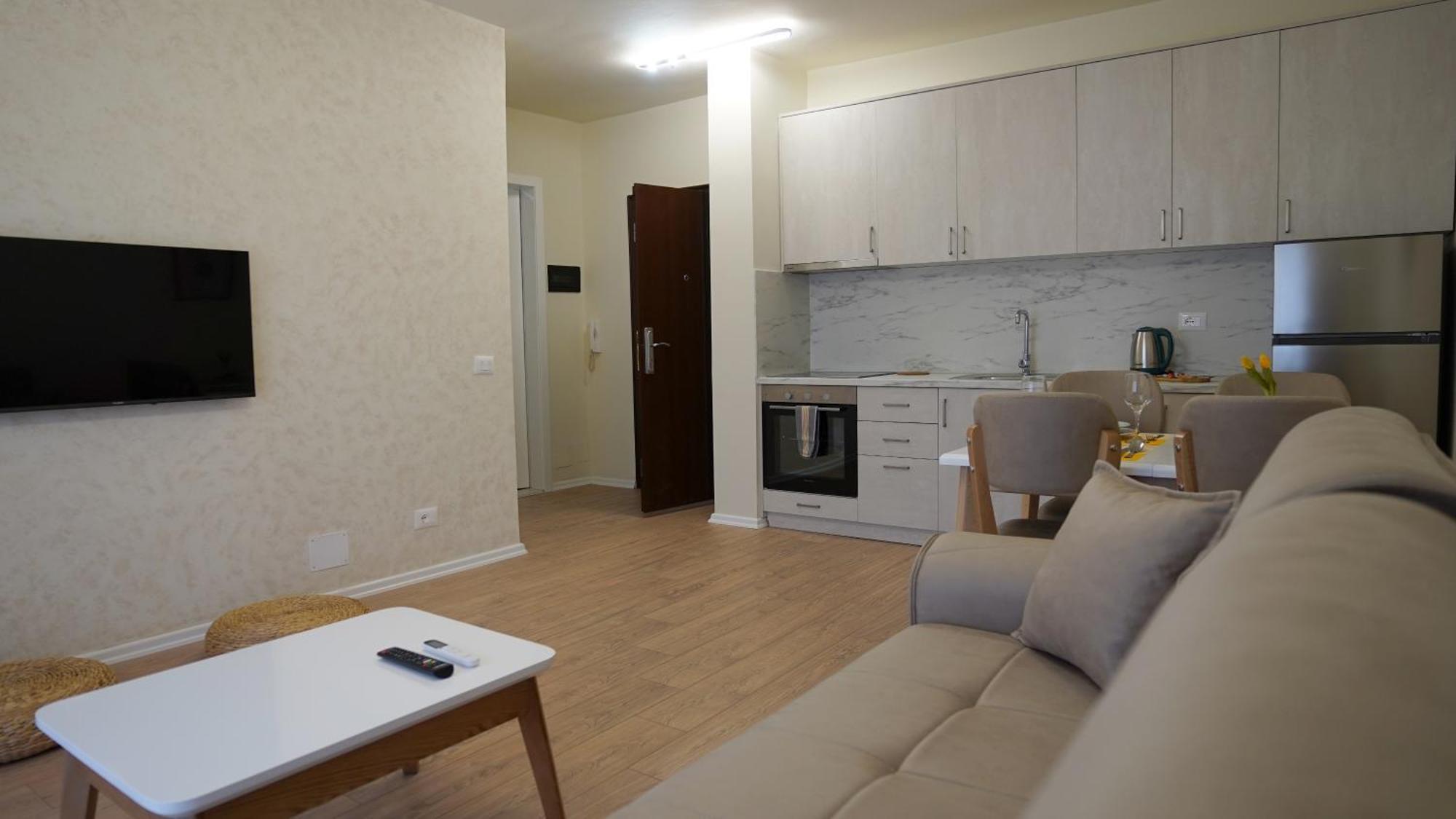 Margen Apartments - Tirana City Center Esterno foto