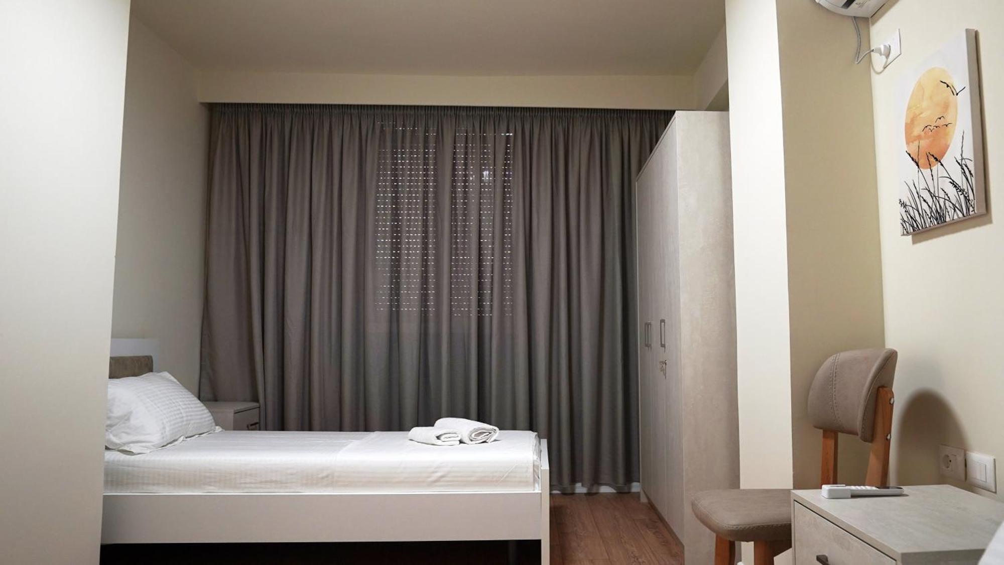Margen Apartments - Tirana City Center Esterno foto