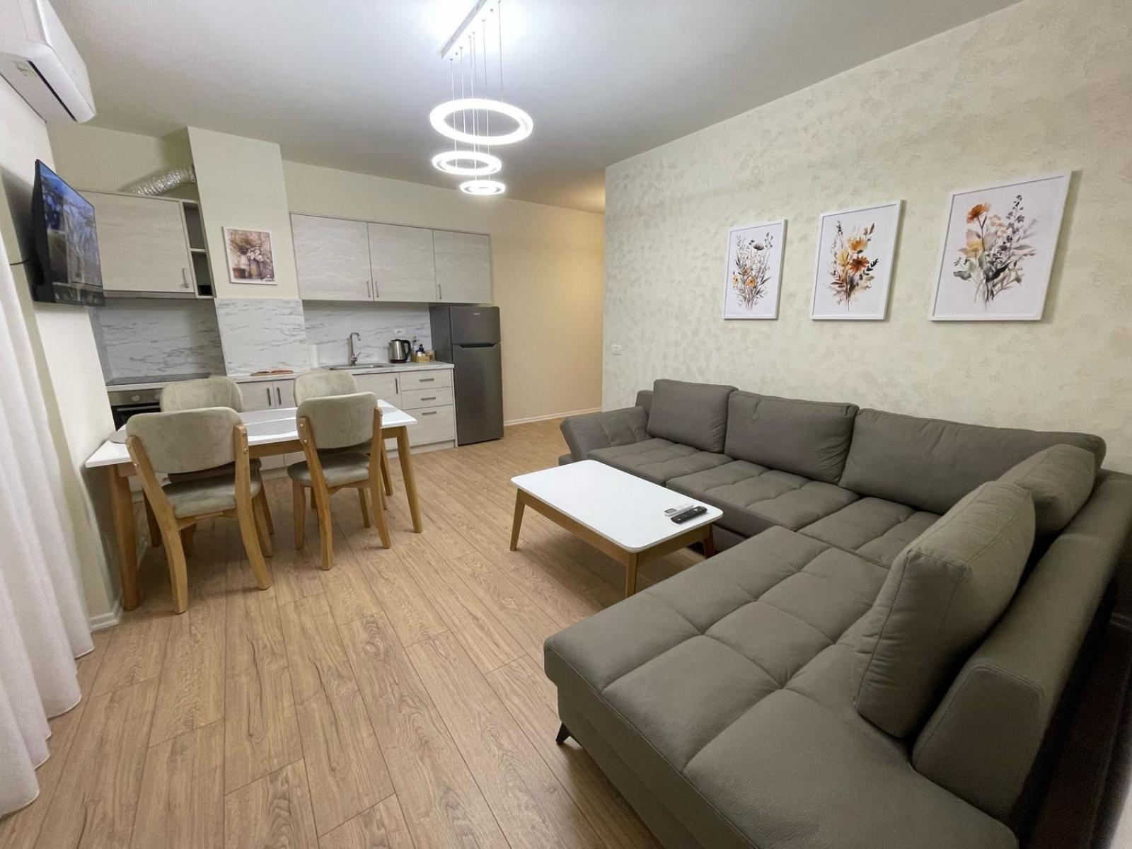 Margen Apartments - Tirana City Center Esterno foto