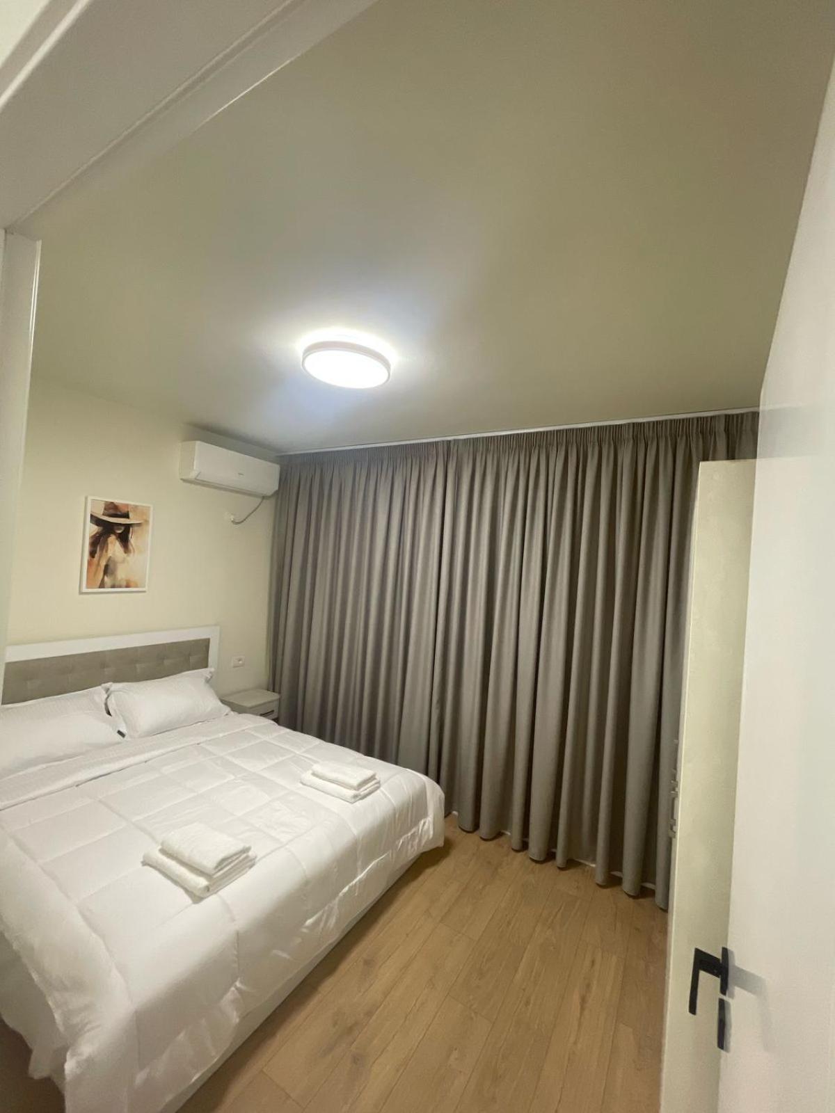 Margen Apartments - Tirana City Center Esterno foto