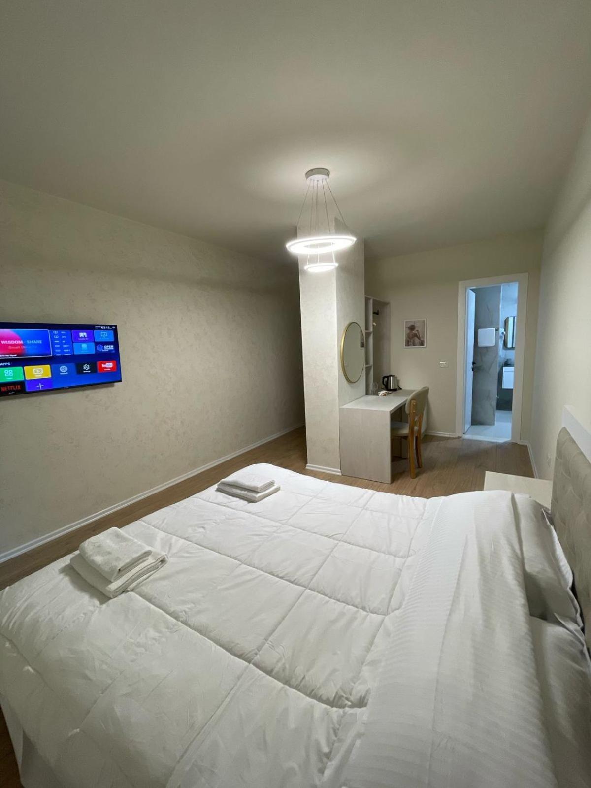 Margen Apartments - Tirana City Center Esterno foto